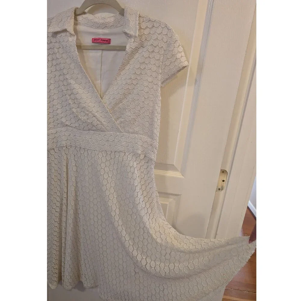 Vintage Betsey Johnson Dress - Cream - Eylet/Lace - Collared - Picture 7 of 8